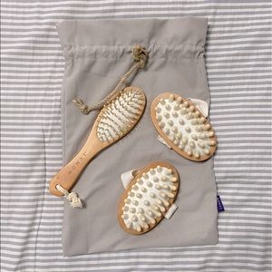 *New* Monat Brush Set